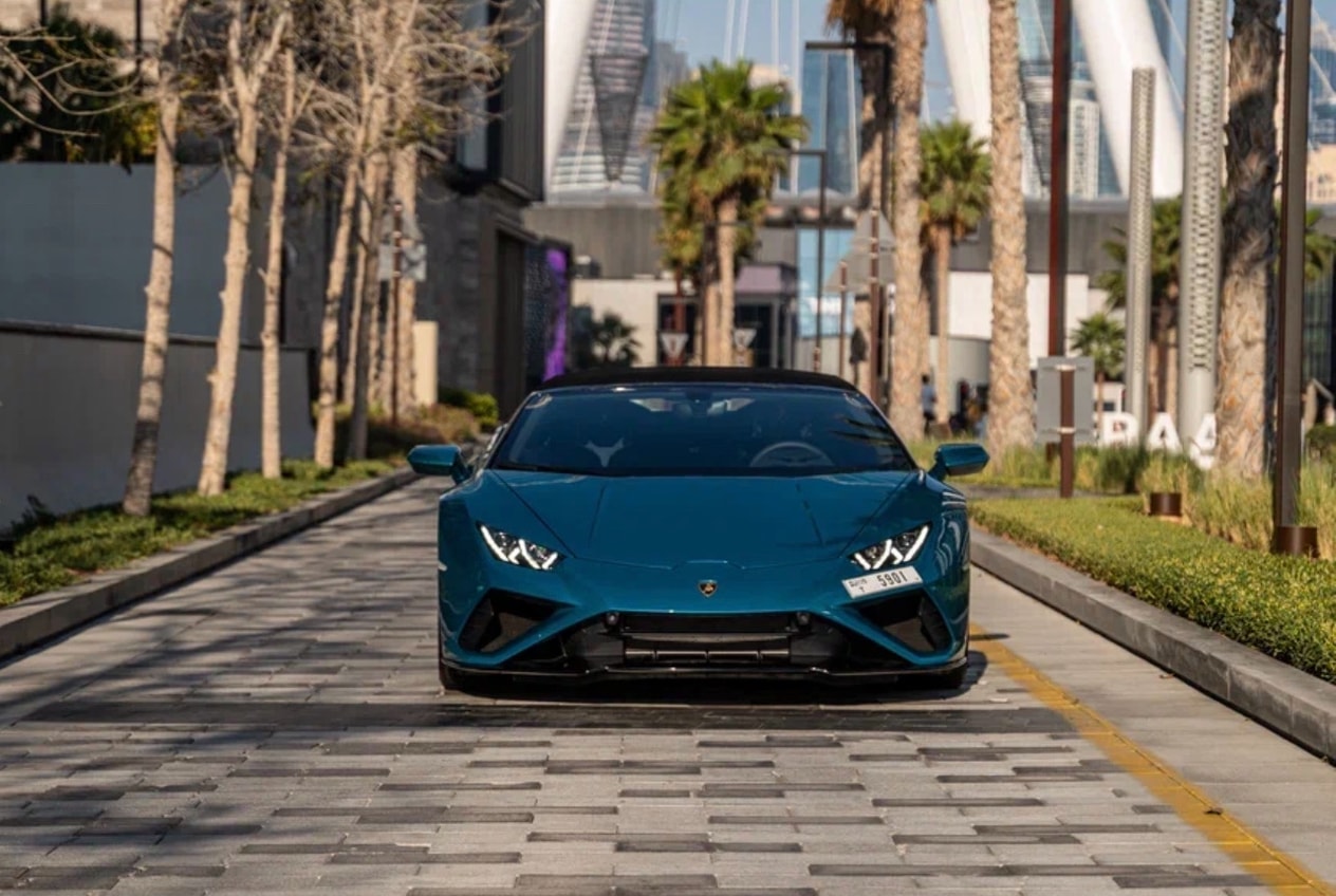 Lamborghini Huracán EVO Spyder Blue for rent in Dubai